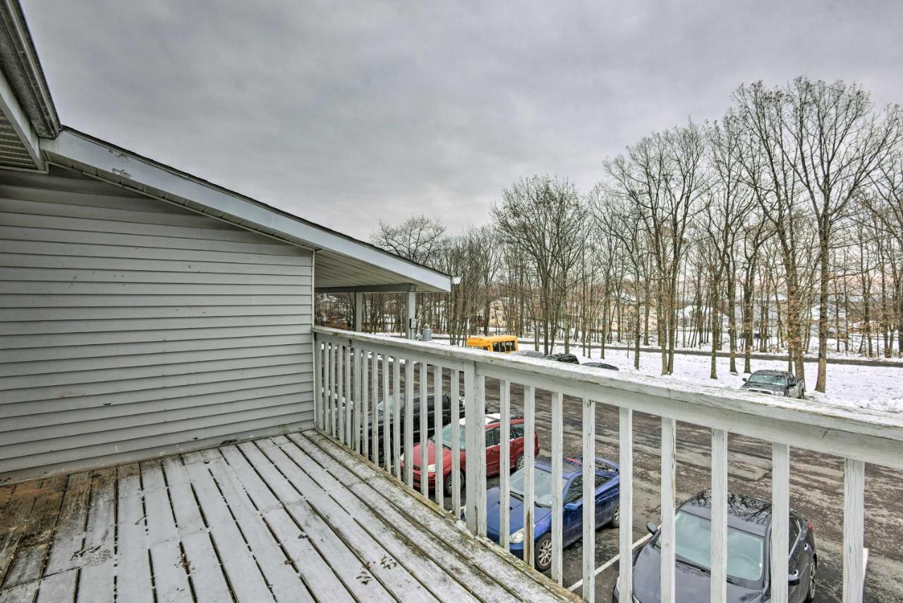 Mount Pocono Condo With Balcony, Near Mt Airy Casino Εξωτερικό φωτογραφία